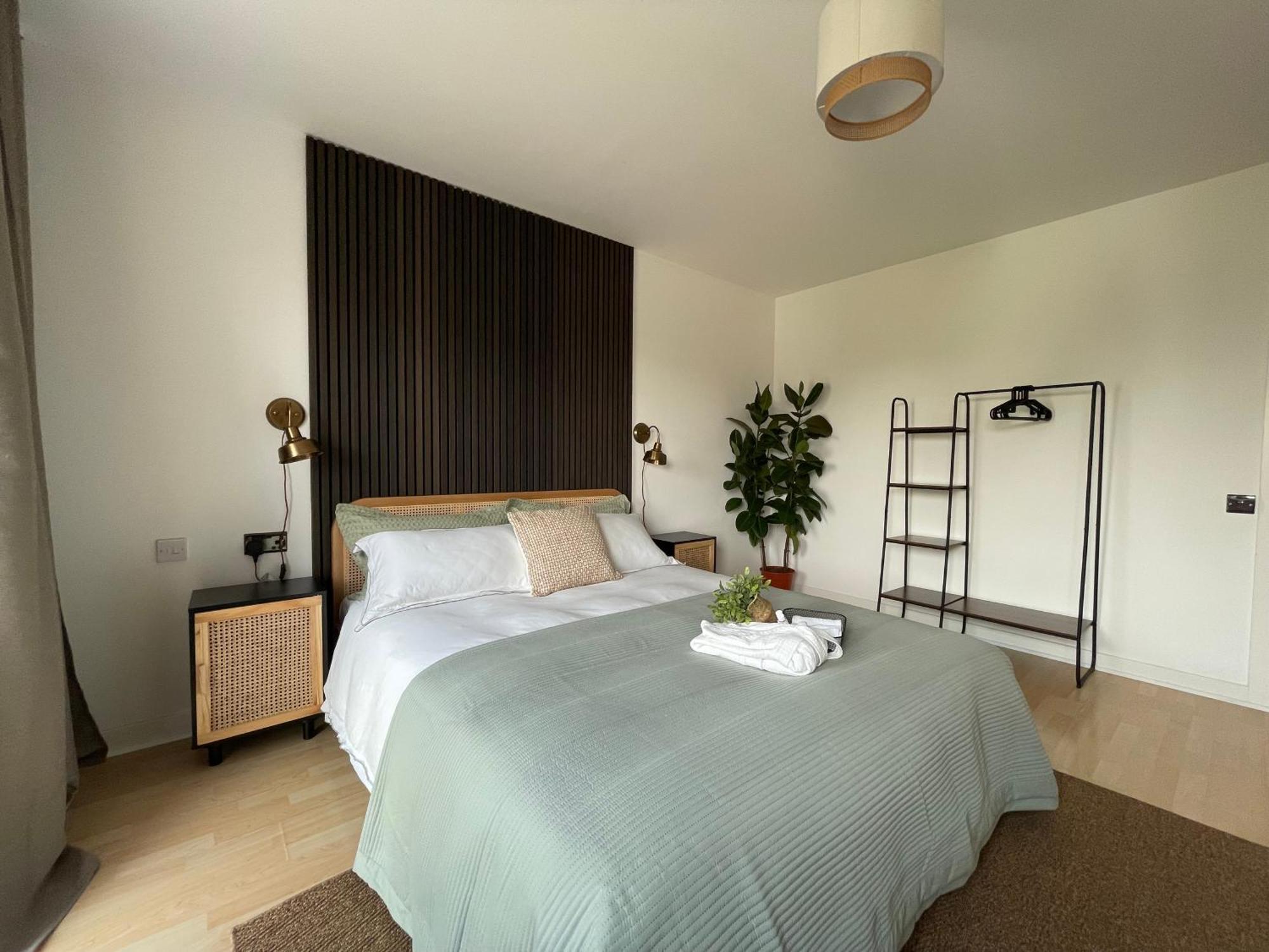 Quiet Luxe With Gym And Free Parking *